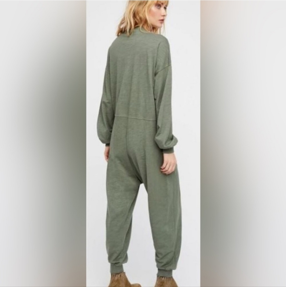 Free People Intimately Just Because Jumpsuit, Olive Green, Oversized Size Xs - Picture 2 of 6